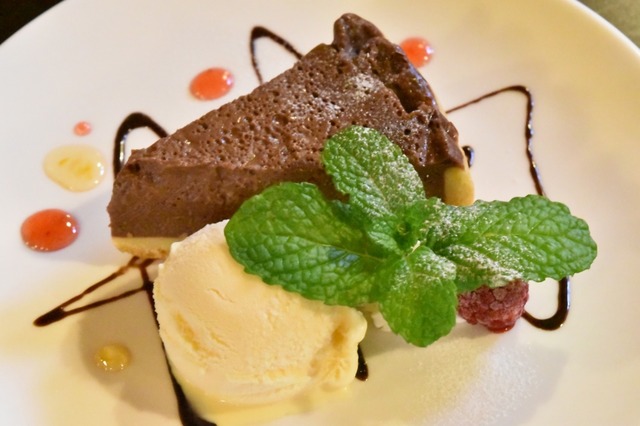 酒粕チョコレートケーキ