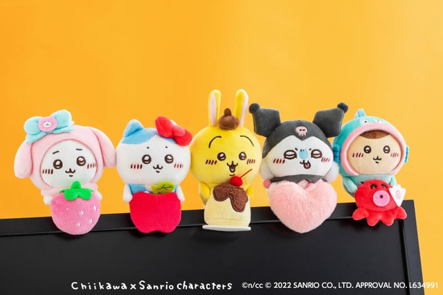ちいかわ×サンリオキャラクターズ デスクトップから見守るひっかけぬいぐるみ 5種 各1,870円(税込)