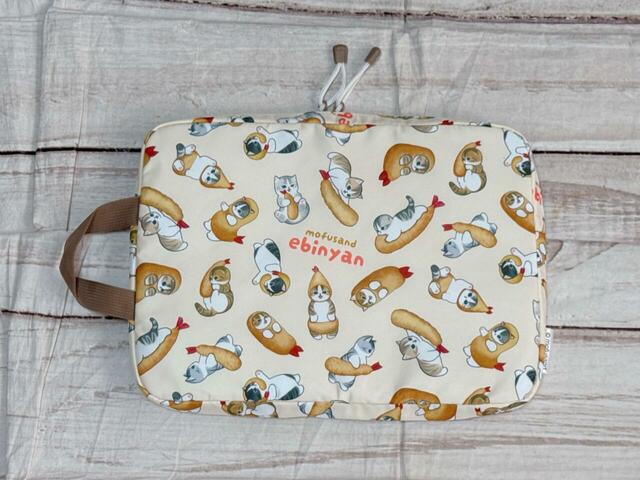 【しまむら×mofusand スリーブケース】税込1,969円。カラーはベージュ・ピンク・オレンジ・グリーンがあります