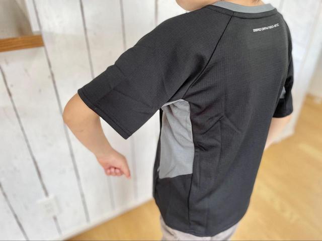 【ワークマン　ZERO DRY(R) NEO(ゼロドライネオ)遮熱ジュニア半袖Tシャツ】脇の特殊カットで動きやすい