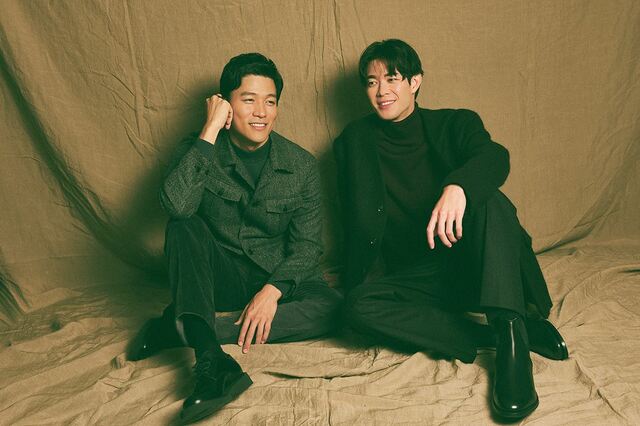 鈴木亮平＆宮沢氷魚　撮影：友野雄