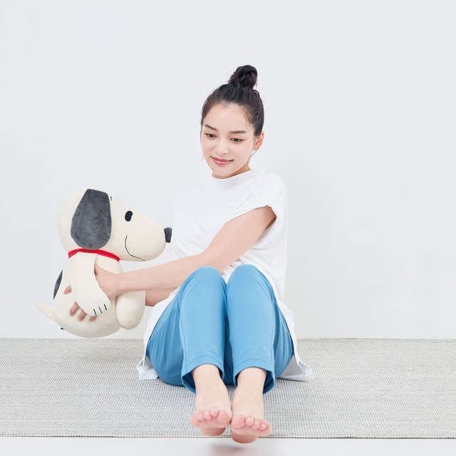 「スヌーピー メディシンボール ウィズ ハット」を使ったおなかのトレーニング