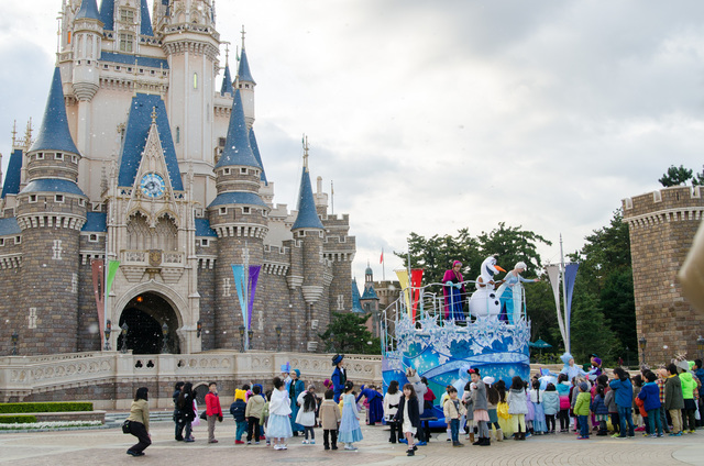 アナとエルサのウィンターグリーティング｜東京ディズニーランド 2016年「アナとエルサのフローズンファンタジー」