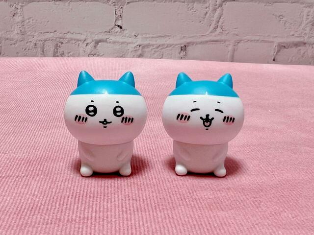 【ちいかわ：インテリアミニフィギュア】左：第2弾の生え変わり　右：第3弾の生え変わり