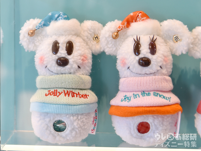 スノーミッキーとスノーミニー（エルフハット＆セーター着用例）
