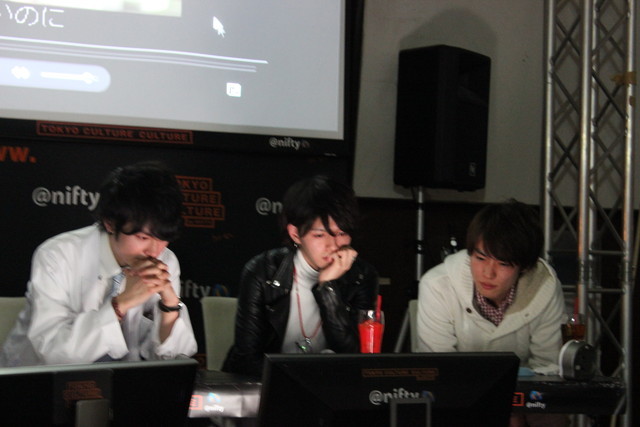 イケメソ男子に癒されナイト：この眼差し……！動悸がっ！！