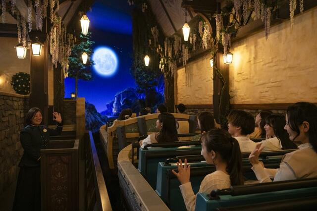 東京ディズニーシー「ファンタジースプリングス」内「アナとエルサのフローズンジャーニー」