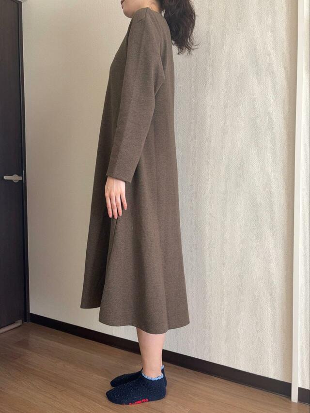 【ユニクロ ブラッシュドジャージーワンピース】ゆとりのあるシルエットでマタニティ用にもおすすめ◎