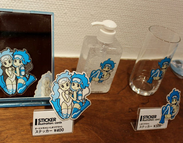 “水中×ニーソ”2人の女の子で2倍かわいい！