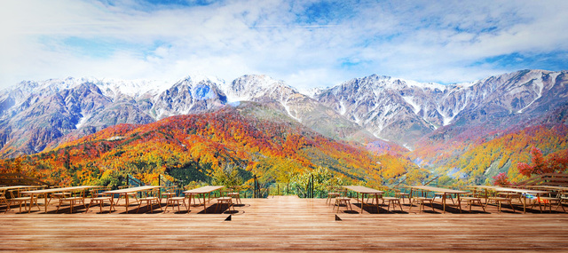 白馬岩岳に2018年秋登場予定の「HAKUBA MOUNTAIN HRBOR」から眺める、三段紅葉イメージ図