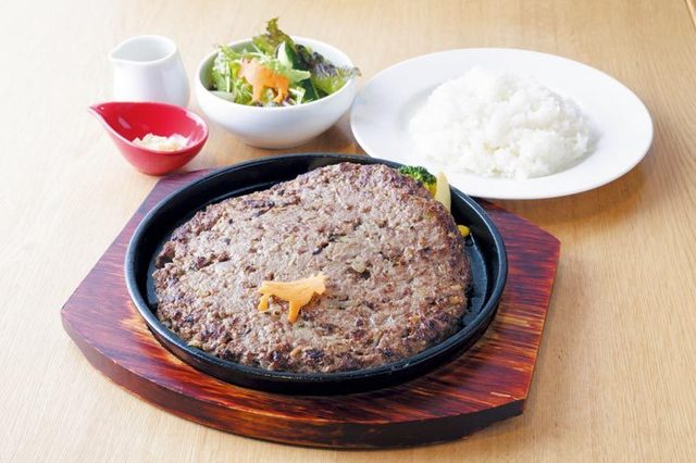 熟成ハンバーグ＆ステーキ 听 梅小路店　熟成和牛ハンバーグステーキ（約200g） 2139円