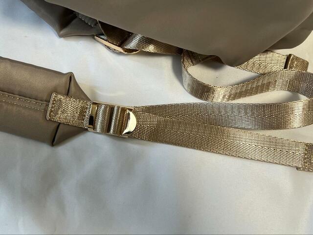 【ROPE’ PICNIC リサイクルポリエステルツイルリュック】ストラップ部分もおしゃれな色味です♪