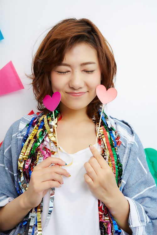 宮澤佐江 サイン付き写真集 新品未開封 講談社 入手困難 AKB48 Amazon.co.jp: 彼女 AKB48 宮澤佐江ファースト写真集／宮澤