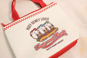 スーベニアランチケース 対象のメニューにプラス¥1200｜ヒューイ・デューイ・ルーイがかわいい