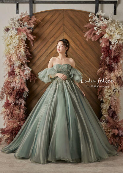 かわいいRULUのドレス 2025新作ウェディングドレス】大人かわいい魅力たっぷり♪Lulu felice