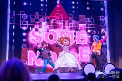 新衣装ミッキーやソフィアと一緒に踊ろう! 「ディズニージュニア