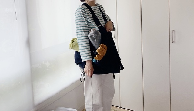 【ワークマン グリーンテックアウトドアデニムベスト】ベストの肩紐がしっかりしているのでたくさん入れても楽に持てます