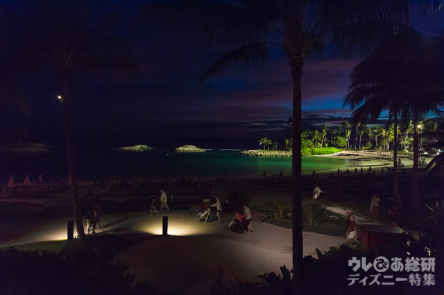 コオリナ・ビーチの夜景|アウラニ・ディズニー・リゾート & スパ コオリナ・ハワイ