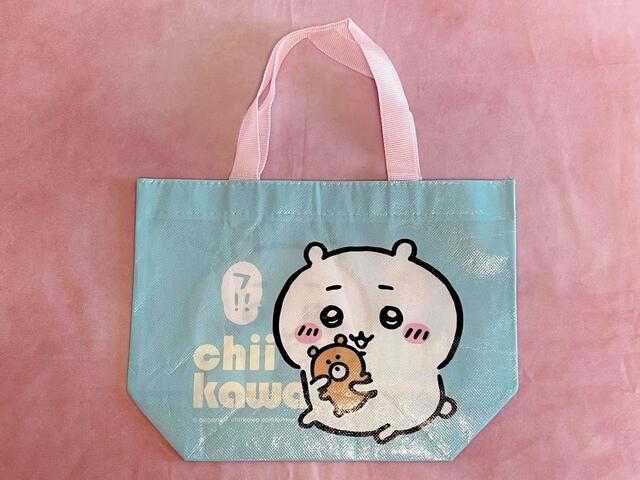 【ちいかわ100円雑貨】ちいかわはライトブルーのバッグ！