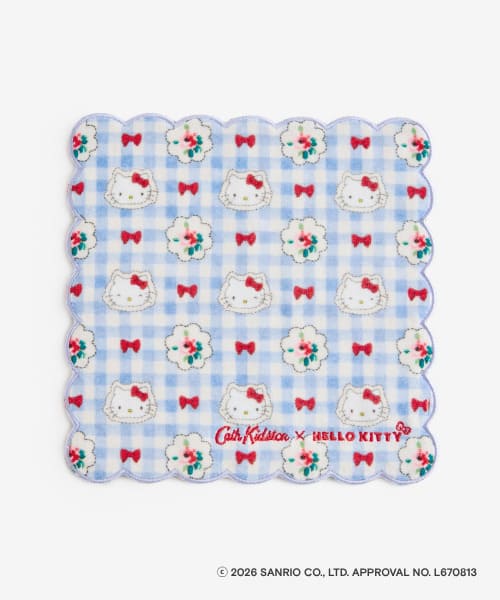 【Cath Kidston × Hello Kitty】スカラップタオルハンカチ Sax Pink 2,200円／Cath Kidston × Hello Kittyオリジナルのアートを大胆にプリントしたスカラップタオルハンカチ
