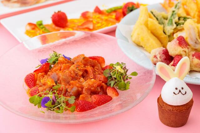 「いちごと鮪のコチジャンマリネ」<期間:2026年3月2日~4月5日>【“あまおう”を含む旬のいちご3種を食べ比べ♪USJオフィシャルホテルで「いちごブッフェ 2026」開催!】