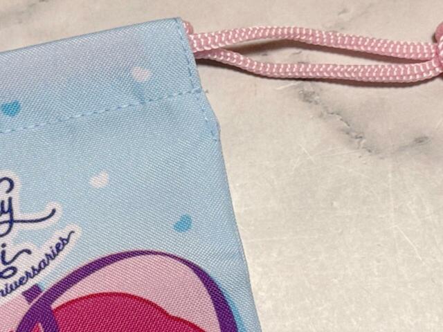 素材はポリエステル