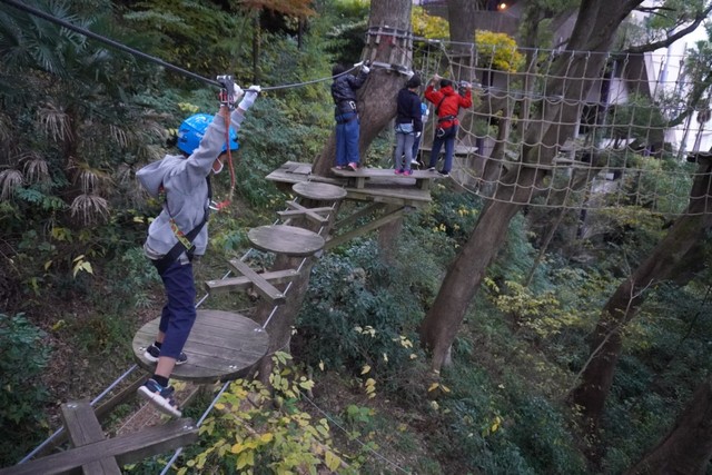 【星野リゾート　リゾナーレ熱海】森の空中基地 くすくすでのアクティビティ「森の空中散歩」