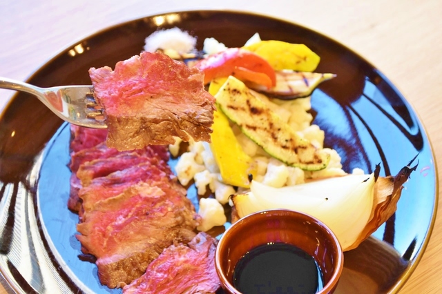 添えつけの野菜も美味しそう！