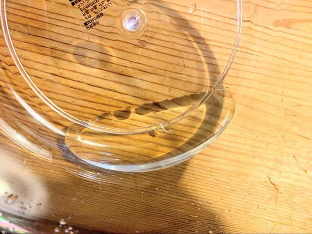 【ニトリ 野菜水切りシャッキリサラダ】40秒ほど回した後に切れた水の量