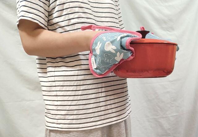 軽くて使いやすい♪【ゼクシィ11月号】付録「ミッフィー鍋つかみ＆鍋敷きセット」