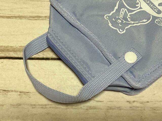 ストラップ付き