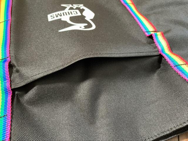 【CHUMS 大容量BIGトートバッグ】便利な外ポケット付き