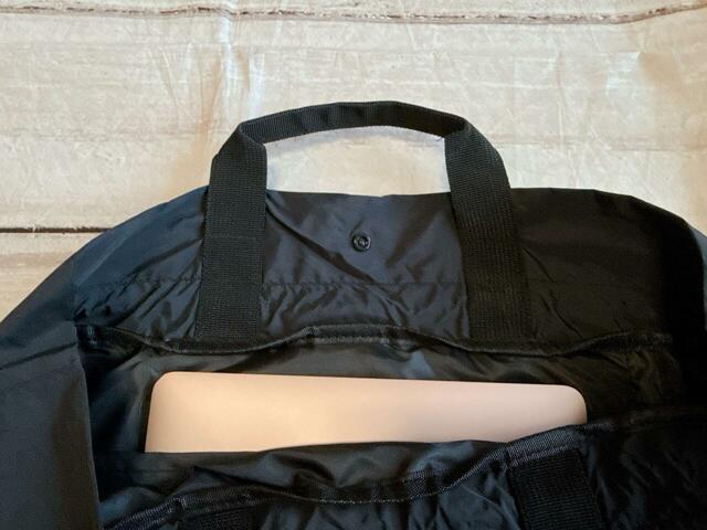 ポケットにはノートPCを入れるのがおすすめ