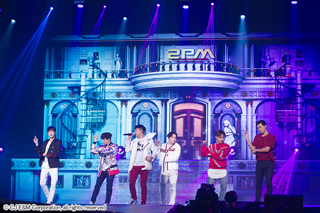 2PM 『KCON 2016 Japan』4月10日@幕張メッセ国際展示ホール7,8ホール