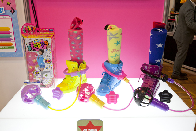 【女の子向け玩具】部門7位 ステッピー 4種／各2500円／タカラトミー