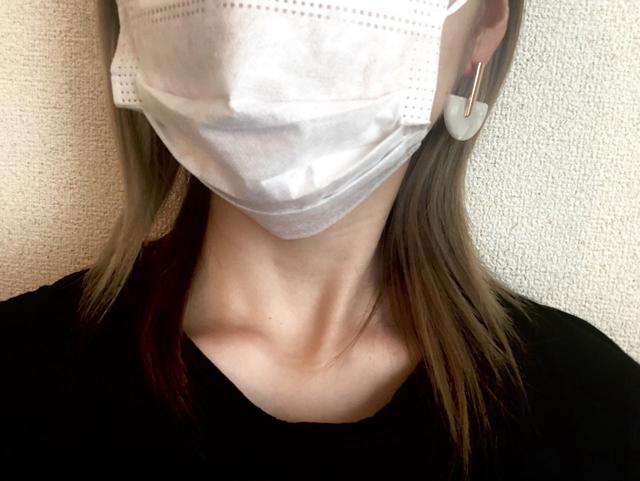 GU（ジーユー）「カラーラウンドパーツピアス+E」／マスクの邪魔になりにくい