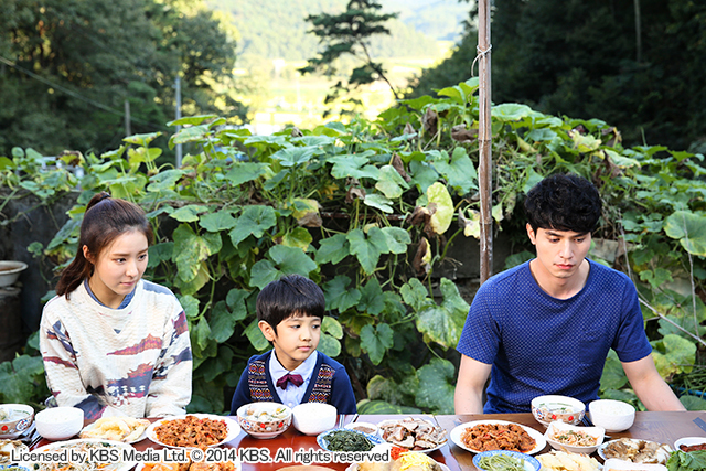 『アイアンマン～君を抱きしめたい』　Licensed by KBS Media Ltd. ©2014 KBS. All rights reserved