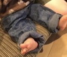 【バースデイ maninaトドラー　デニムロングパンツ （100～120cm　manina ）】裾を折り返すとおしゃれ
