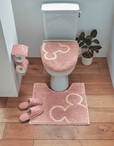 トイレのニオイに特化した消臭トイレマット・フタカバー（単品・セット）「ミッキーモチーフ」｜￥2,990～6,490（税込）