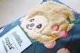 【「モンチッチ×kippis コスメ＆ガジェットポーチ」（宝島社）】ふわふわ感がたまりません…！