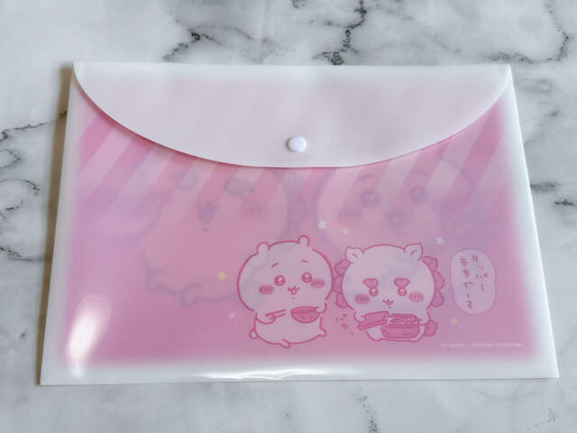 背面にもかわいいイラスト入り！