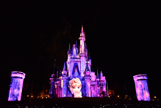 東京ディズニーランド「ワンス・アポン・ア・タイム~スペシャルウィンターエディション~」映画『アナと雪の女王』シーン全公開! ©Disney 56