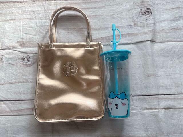 最近愛用している容量700mlのタンブラーを並べてみました