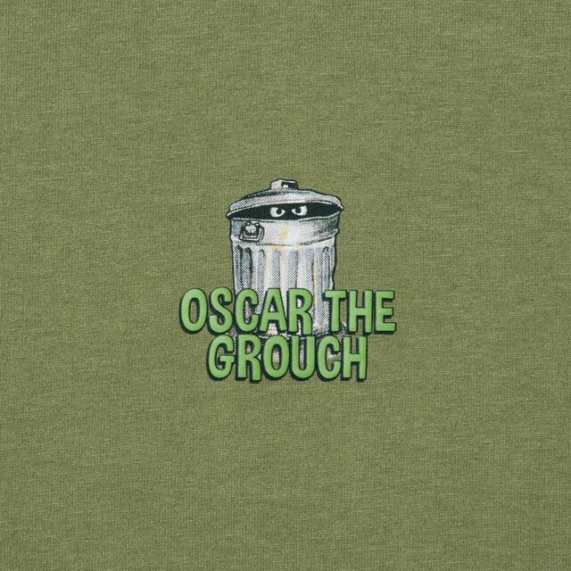 セサミストリート ユニクロ UT（グラフィックTシャツ）リラックスフィット ¥1,990