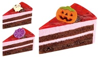 「あまおう苺のザクザクチョコケーキ」＜価格：税込529円＞【【不二家のハロウィン】真っ赤なベリーソース入りの“ドクロのムース”にパチパチ弾ける“クロミちゃんケーキ”も登場♪】