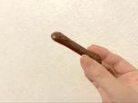薄く繊細なミルクチョコレートです