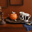 【Afternoon Tea LIVING×ハリー・ポッター】ティーポット ¥5,500、温感マグカップ 各¥2,750(いずれも税込み)