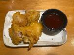 【鳥貴族 とり天 梅肉ソース添え】揚げ物にはさっぱりとした梅肉ソースが合います