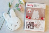 【「miffy いちごチャームの2WAYポーチ＆ショルダーバッグ BOOK」（宝島社）】ふわもこミッフィーがかわいすぎる！キュートで実用的なポーチが誕生