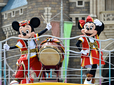 TDL「ディズニー夏祭り」2015 キッズ向けプログラム「おんどこどん!」撮影 / MezzoMiki